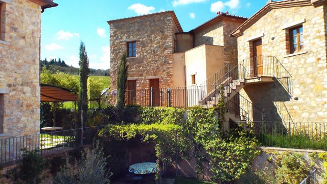 Casa Chianti 7, 2 BDR, Borgo di Gaiole, Chianti, Tuscany Casa Chianti, 2 BDR, Borgo di Gaiole, Siena, Chianti, Tuscany